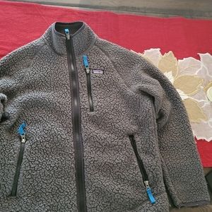 Patagonia boys XL grey fleece
